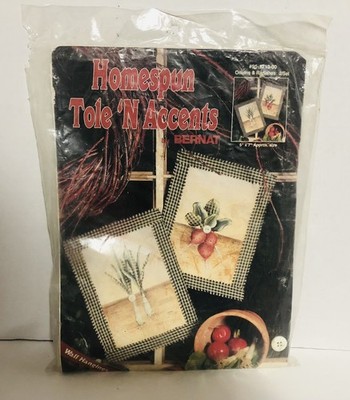 1995 Bernat Crafts Homespun Tole 'N Accents Onions Radishes 2-Set Wall Hangings