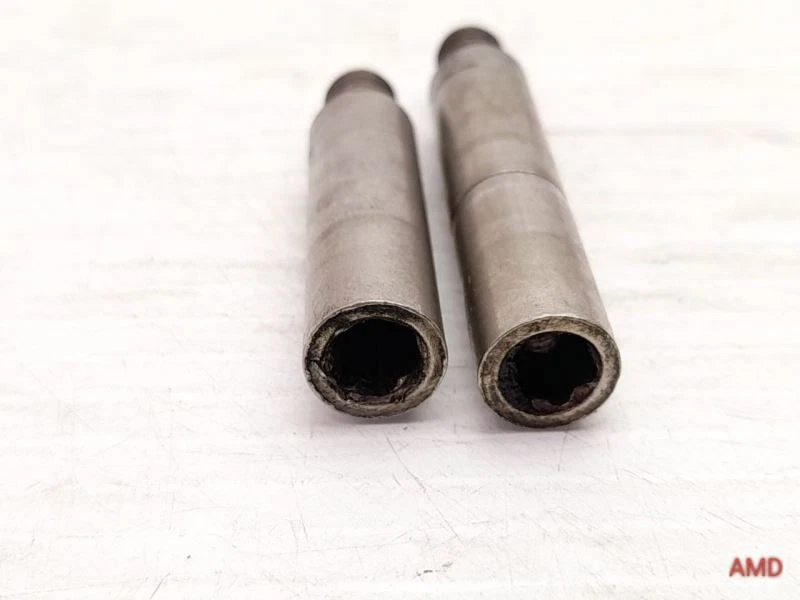 BMW 335xi 335i N54 N55 E90 E92 2011 pinza delantera juego de pernos guía 2 piezas 1157041 Foto 2 de 2