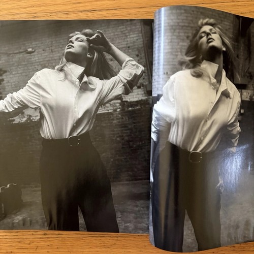 Vogue Magazine September 2019 TAYLOR SWIFT Cover Harry Styles US Edition - Picture 7 of 9