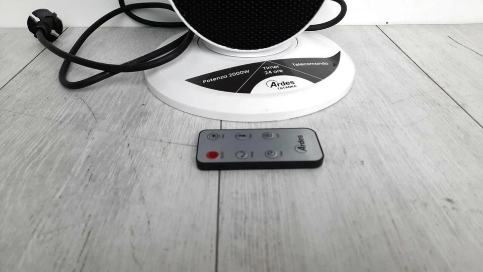 Torre riscaldante in ceramica Ardes AR4P16 TATANKA - Immagine 2 di 4