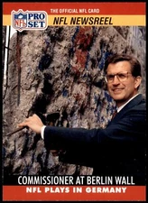 Commissioner at Berlin Wall #785b 1990 Pro Set first line poses at