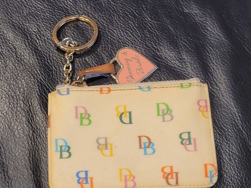Vintage Dooney Bourke Coin Pouch Zipper Coated Canvas Leather Key Ring - Picture 2 of 5