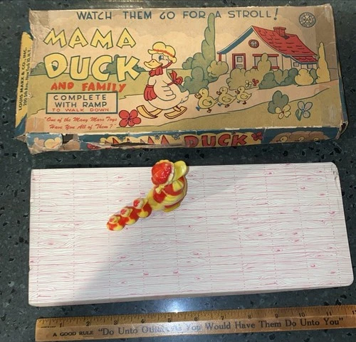 Happy Easter! Red Outline Ramp Mama Duck Ramp Walker Box Marx Toys U.S.A