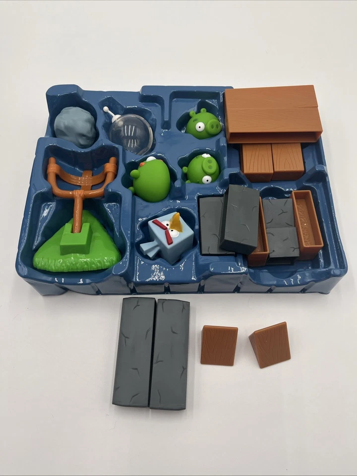 Angry Birds Space Game 2012 - Faltan instrucciones - Todas las piezas del juego incluidas Foto 3 de 4