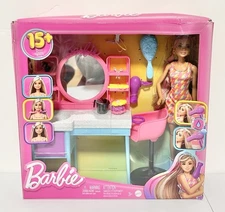 Barbie Doll and Hair Salon Playset, Color-Change Hair (BOX DAMAGED)