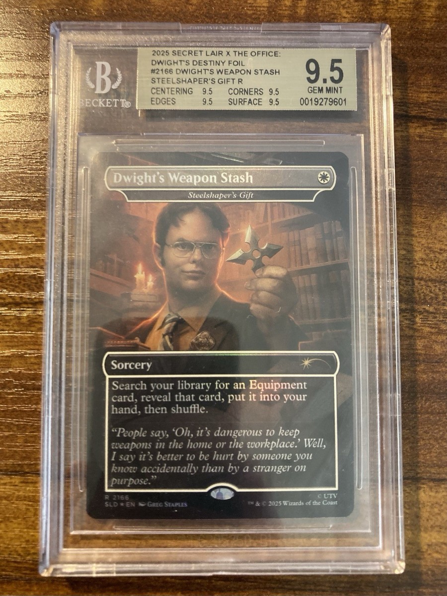 MTG✨DWIGHT'S WEAPON STASH (Steelshaper's Gift) FOIL✨SLD-The