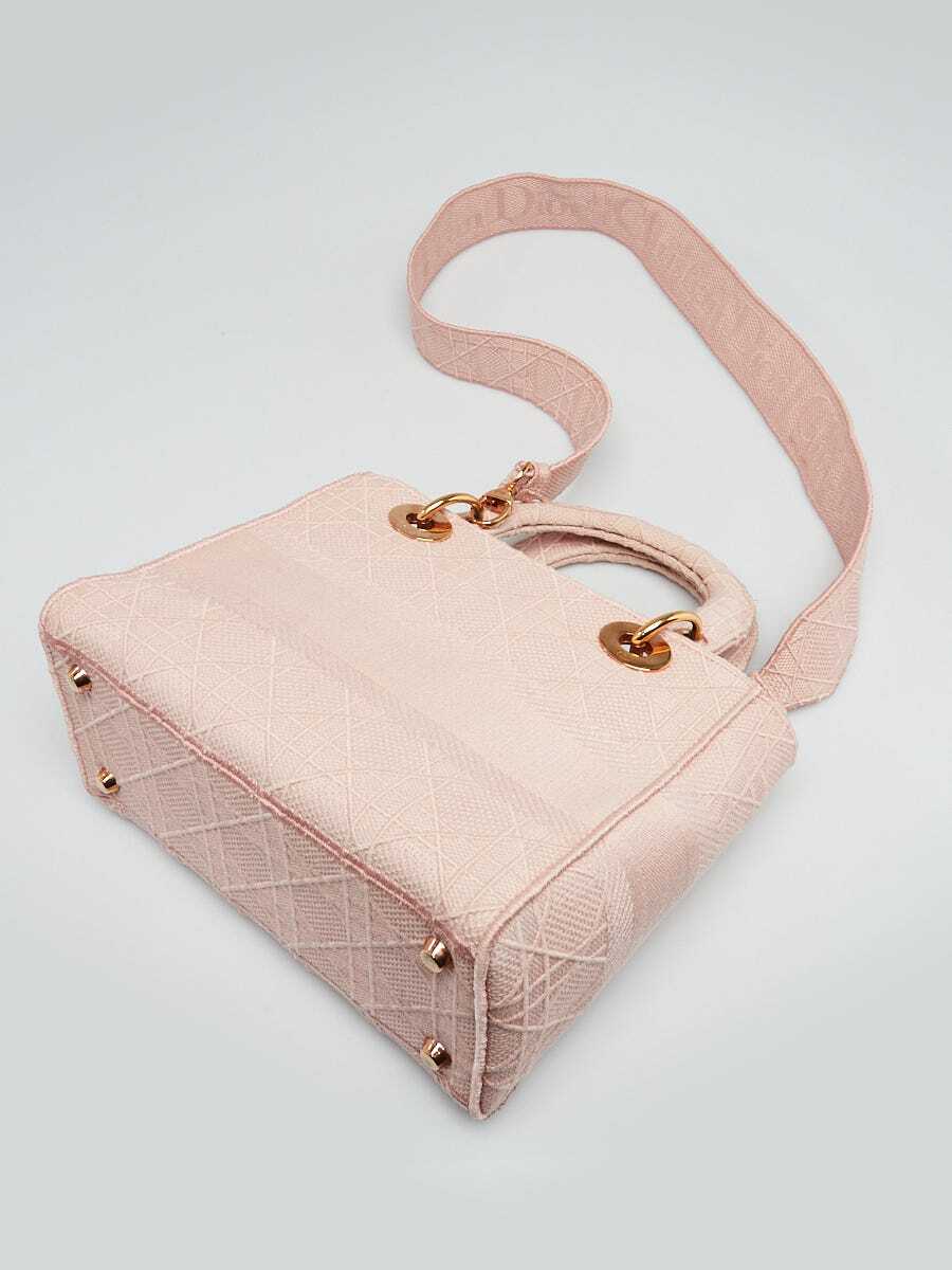 Christian Dior Light Pink Cannage Embroidery Canvas Medium Christian Dior Light Pink Cannage Embroidery Canvas Medium