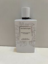 Santal Blanc Van Cleef & Arpels 香水- 一款2019年中性香水 Santal Blanc Van Cleef & Arpels 香水- 一款2019年中性香水