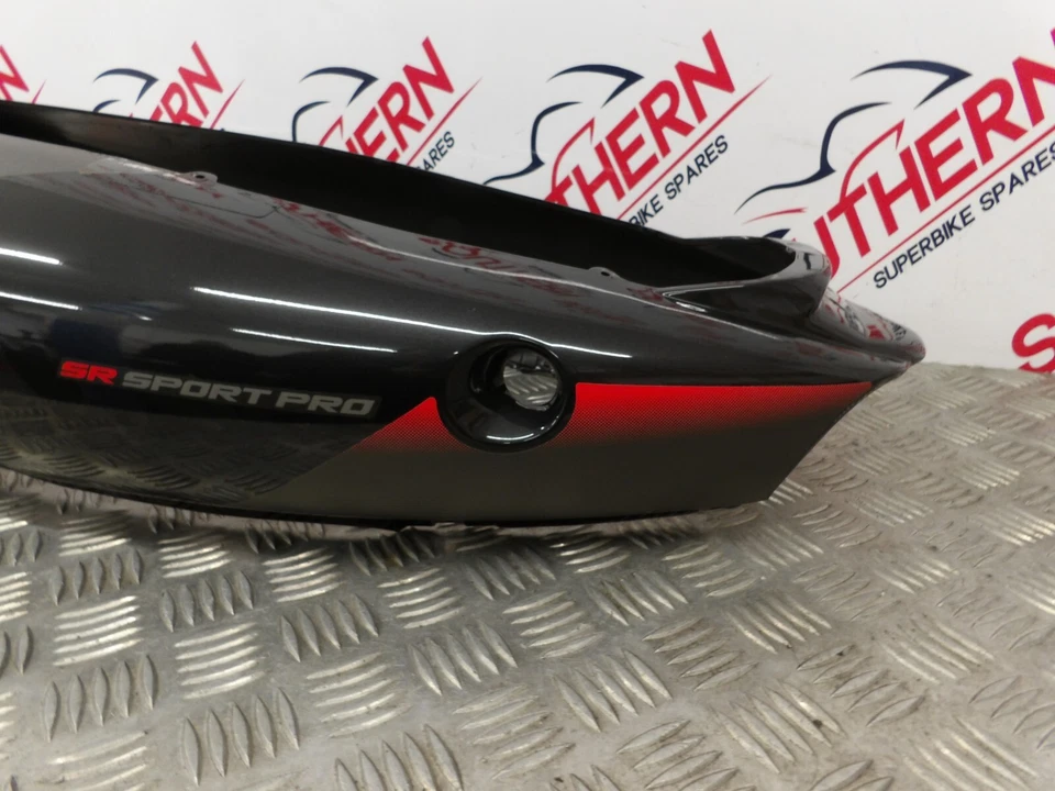 APRILIA SR 50 SPORT PRO 2004 REAR FAIRING PANEL AP8268238 - Image 2 of 4
