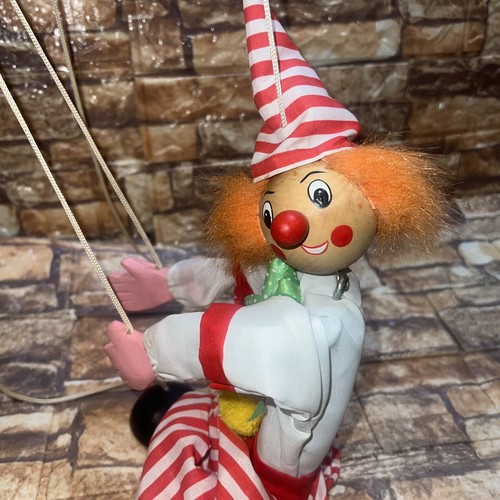 Fairyland International Vintage Clown Pull String Wooden 16” Marionette Puppet - Picture 10 of 11