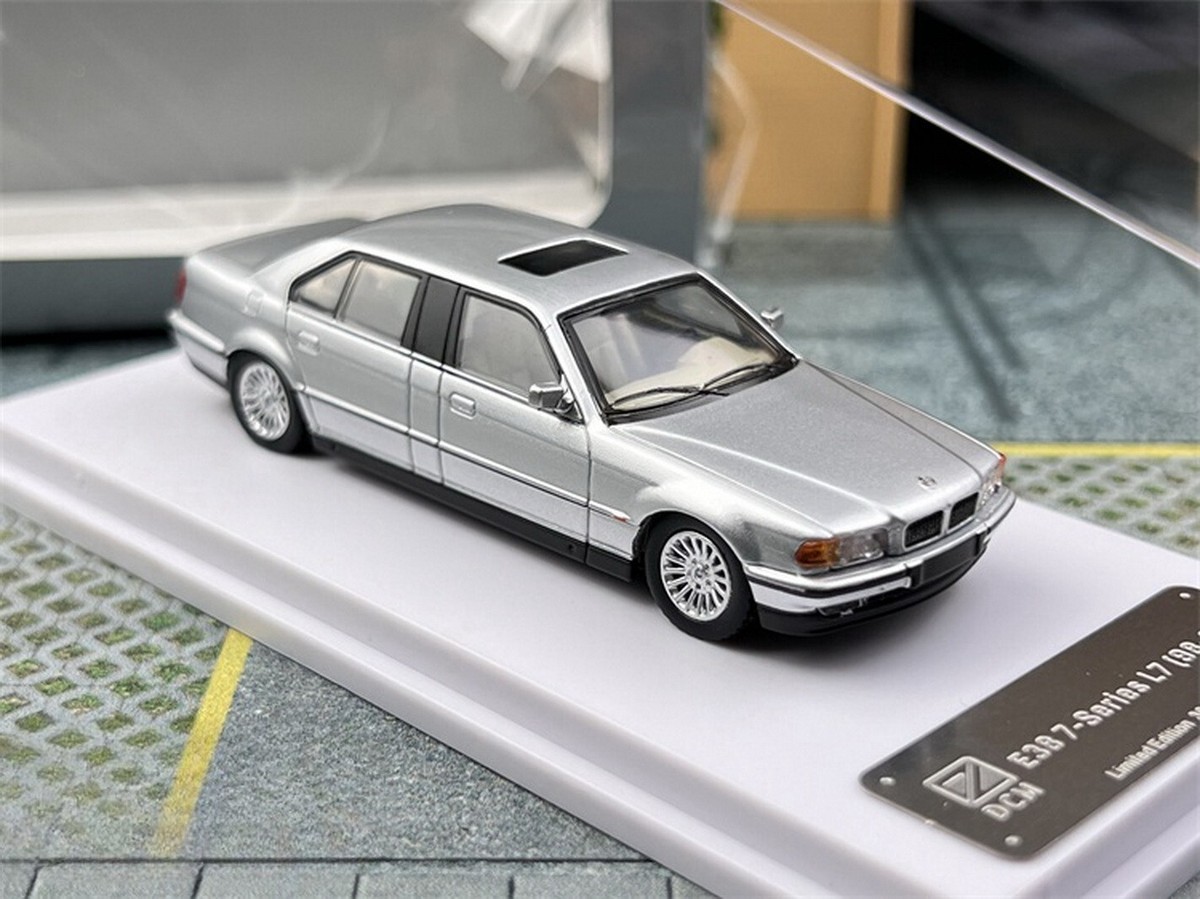 DCM 1/64 Scale BMW 7 Series E38 Silver 1998-01 Diecast Car