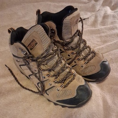 Red Head Womens Free Range Waterproof Hiking Outdoor Leather Boots size 9.5 