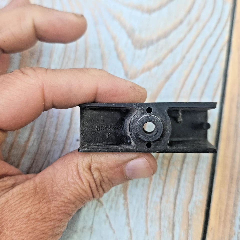 GM 5965267 1972 Pontiac Tempest Grand Prix Luz Trasera Exterior Lente Barra Vertical OE Foto 2 de 4