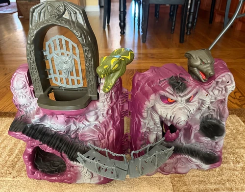 Vintage 1984 Mattel Snake Mountain He-Man Masters of the Universe MotU
