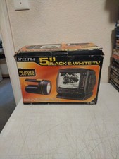 Spectra 5  Portable Black  White TV W/Bonus Lantern 52-BWL.    C