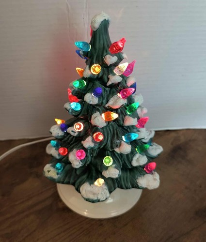 10" VINTAGE CERAMIC CHRISTMAS TREE/FLOCKED - Picture 3 of 23
