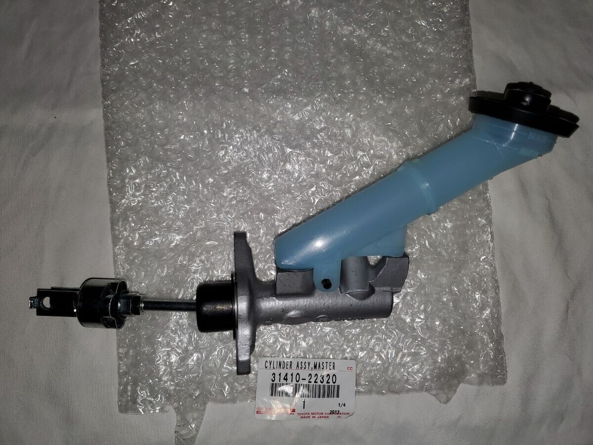 TOYOTA Genuine OEM CHASER GX100 JZX100 97-01 Clutch Master