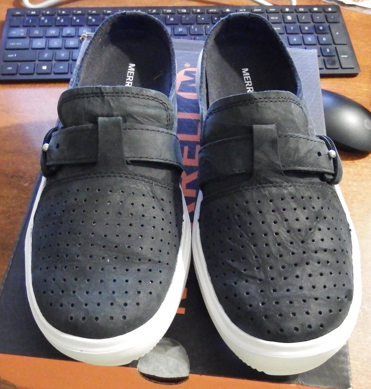 Sneaker slip on air nere Merrell da donna Around Town City taglia 6 5 da passeggio NUOVE!