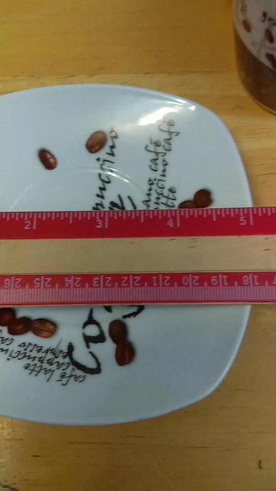 Juego de tazas de café espresso y platillos cuadrados de granos de café blanco marrón. 2a Foto 4 de 4