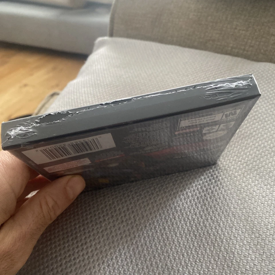 Resident Evil: Deadly Silence (Nintendo DS, 2006) Capcom Brand New - SEALED - Image 3 of 4