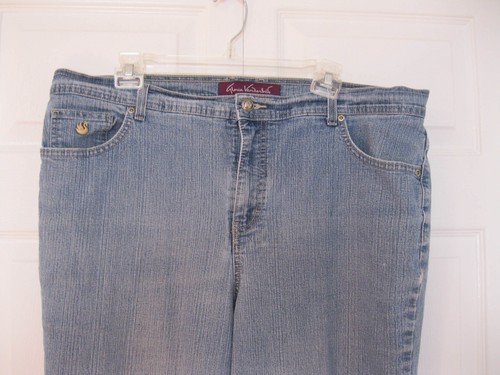 Denim Jeans Plus Size 18W STRETCH Gloria Vanderbilt 29" Inseam Casual Flaw - Picture 2 of 9