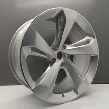 *NUEVO* LLANTA BENTLEY BENTAYGA 22" ALEACIÓN PLATEADA OEM LADO IZQUIERDO N/S 36A601025G