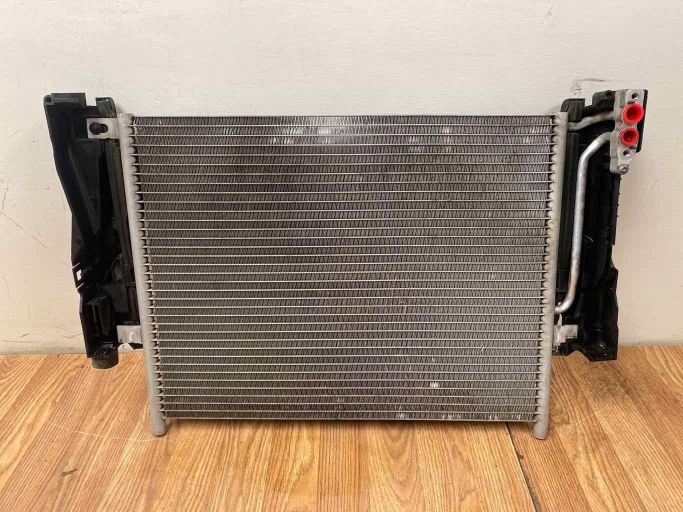 Used Ac Condenser 64536914033 Fits 2003 - 2008 BMW Z4 3.0L Manual Trans
