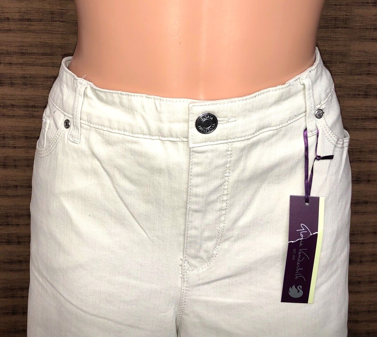 Gloria Vanderbilt Jordyn Capris / Size 
