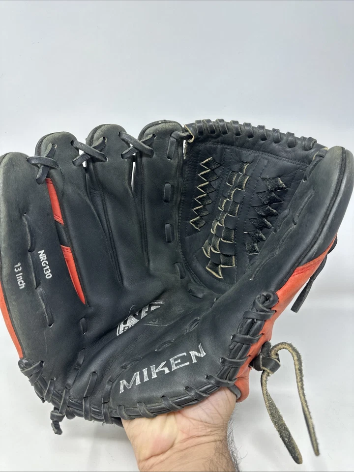 Guante de softbol lanzamiento lento Miken NRG130 13 pulgadas derecho roto usado Foto 3 de 4