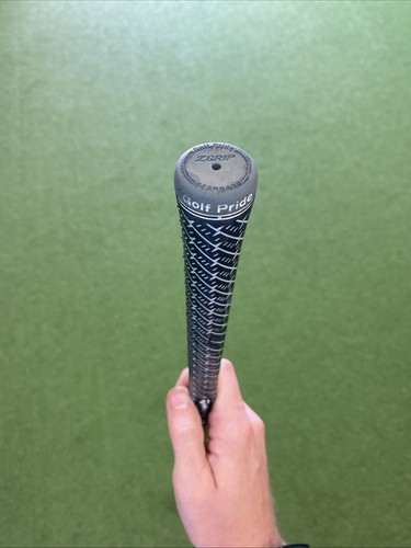 Used RH Titleist 975F 18.5* 5-Wood Fujikura Ventus Red 5S Graphite Stiff Flex - Picture 9 of 10