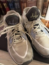 Nike Mens High Top Lace-Up Basketball Sneaker...