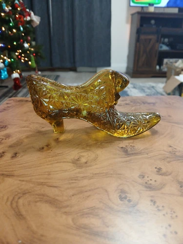 Fenton Glass Cat Head Slipper Shoe, Starburst Amber