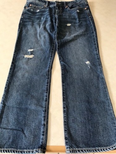 GAP Jeans Straight Leg Low Rise Destructed Size 29/8 Medium Blue Wash100% COTTON - Picture 2 of 4