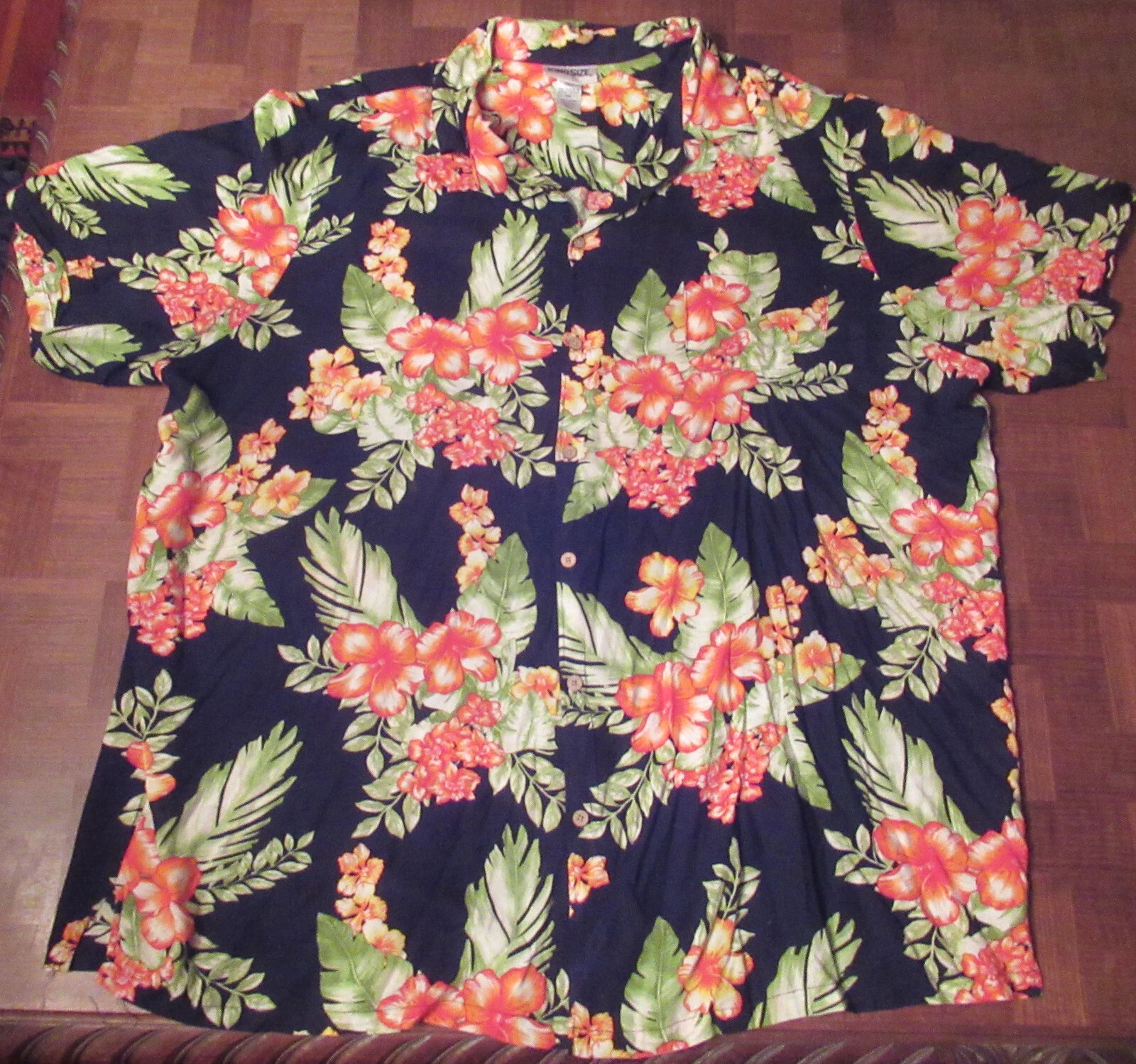 King Size hibiscus floral button-front Hawaiian shirt size 3XL TALL