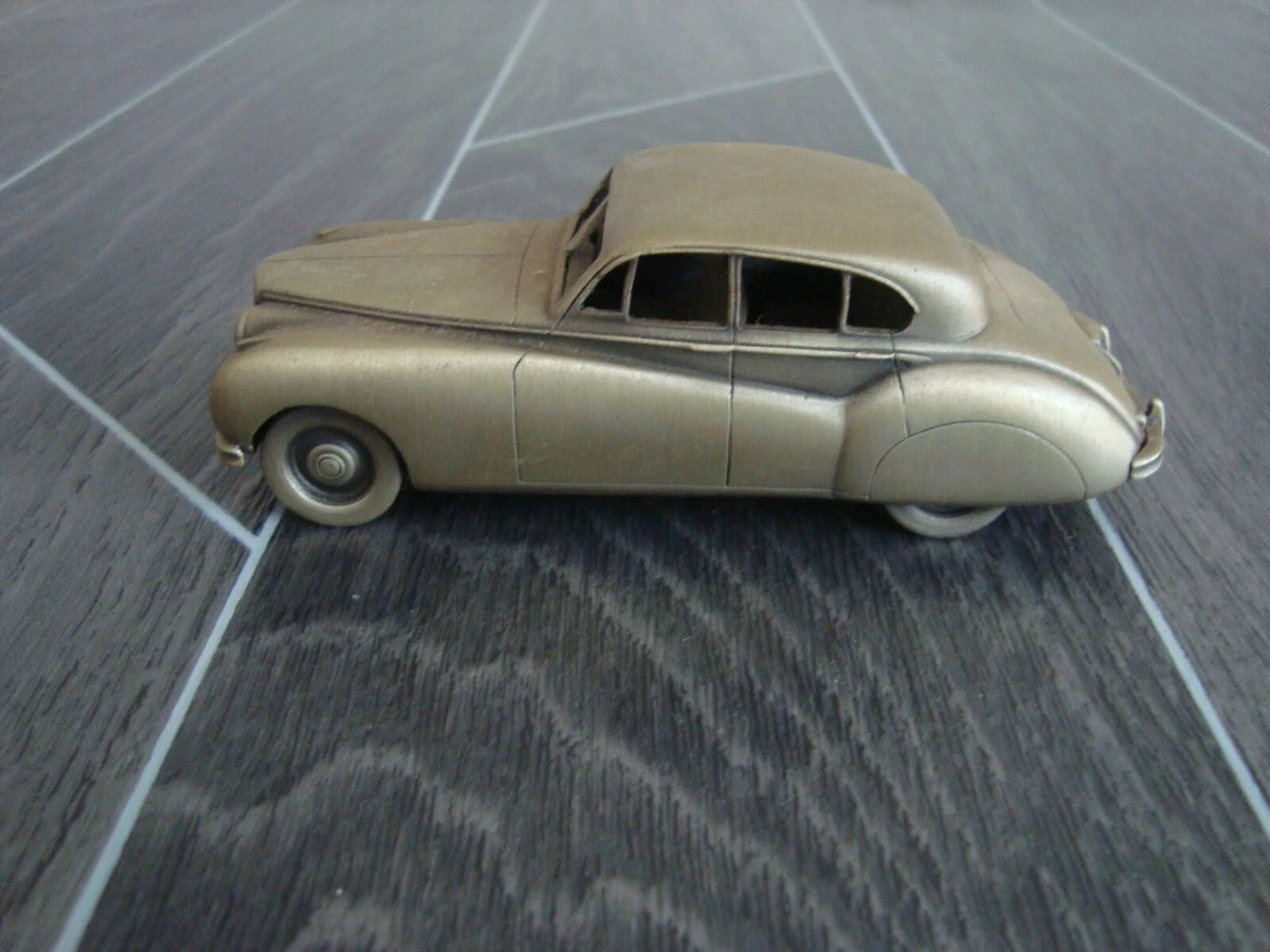 Miniature Danbury Mint En étain – Échelle 1/43 – Jaguar XJ-S Cabriolet 1988