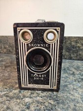Vintage Kodak Brownie Target Six-16 Camera  Untested