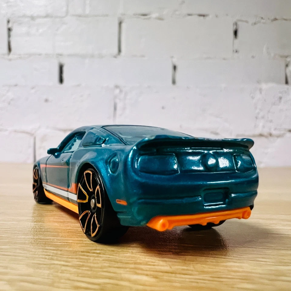 10 Ford Shelby Mustang GT500 Super Snake 2012 más rápido que nunca 5/10 naranja verde azulado Foto 4 de 4