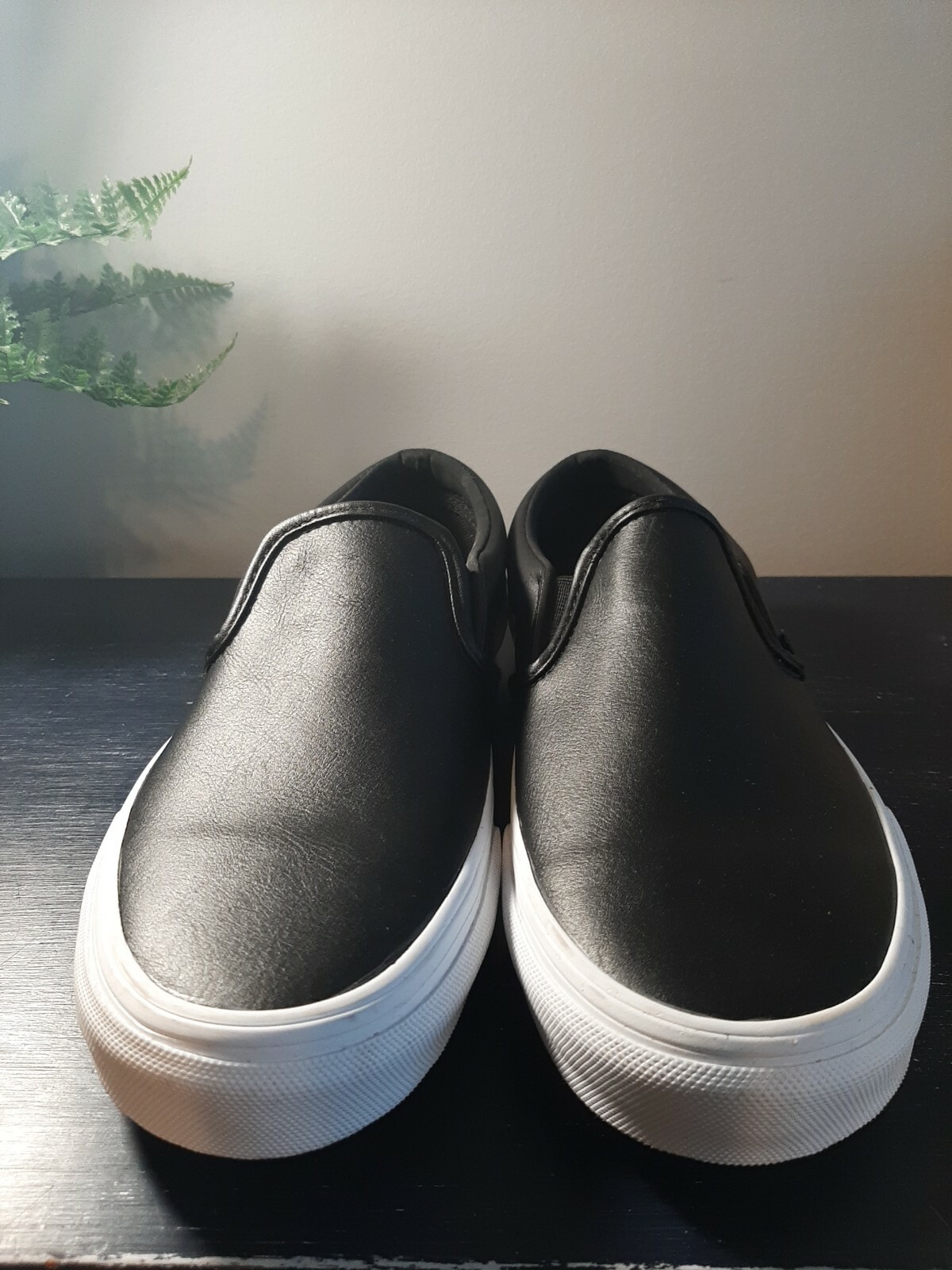 black leather vans size 6.5
