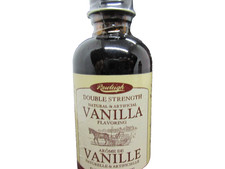 Double Strength Vanilla Flavoring 2 Fluid Ounce Bottle W.T. Rawleigh New  Disc.