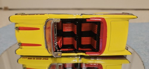 MATCHBOX DINKY 1:43 COCA-COLA 1957 CHEVROLET BEL-AIR CONVERTIBILE DYG02/B-M COA - Foto 12 di 17