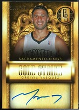 Greivis Vasquez /299 2013-14 Panini Gold Standard Gold Strike Autograph #41 