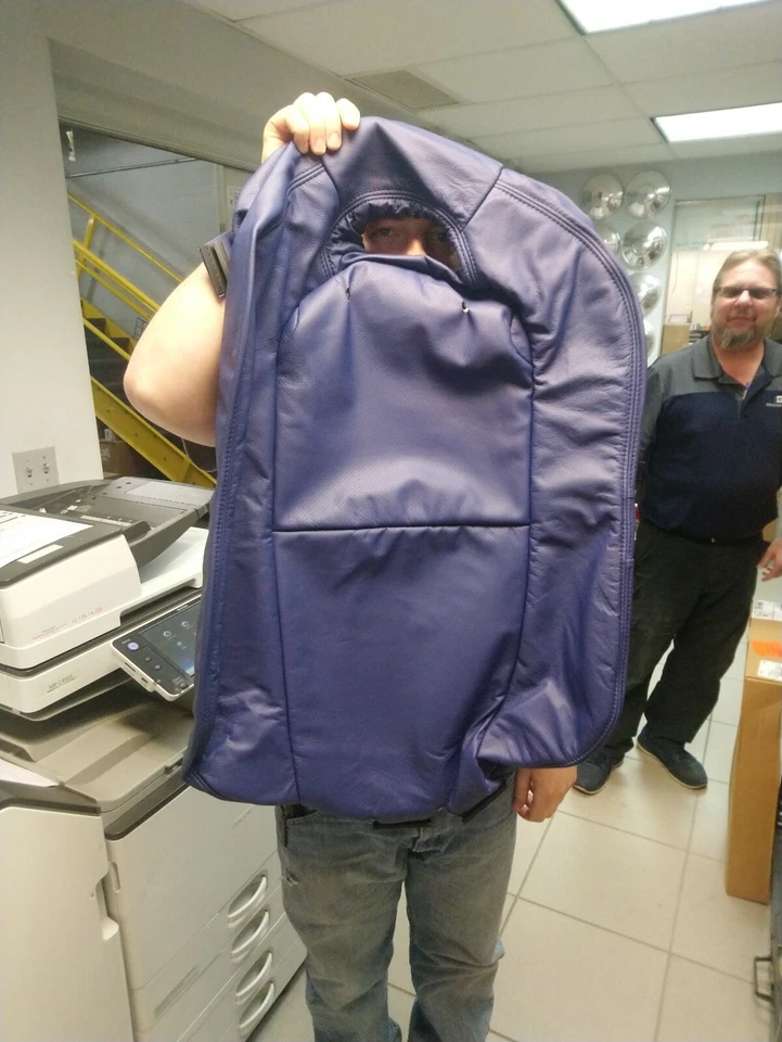 04-06 GTO 司机侧后百慕大蓝色座椅后盖原始设备制造商通用全新 — 第 3/3 张图片