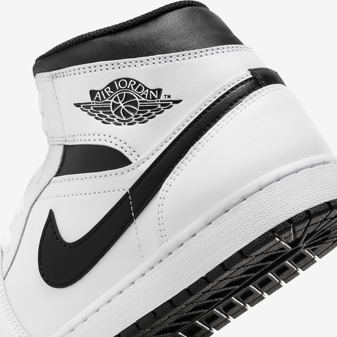 Nike Air Jordan 1 Mid Shoes White Black DQ8426-132 Men's