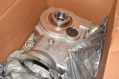 NEW Sterling Electric SSK24-10-TB3 2000HG Helical Gear Reducer 
