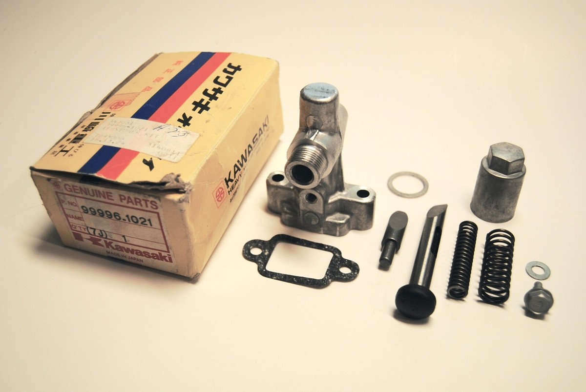 Kawasaki KZ1000 & KZ750 - NOS Cam Chain Tensioner Adjuster Kit