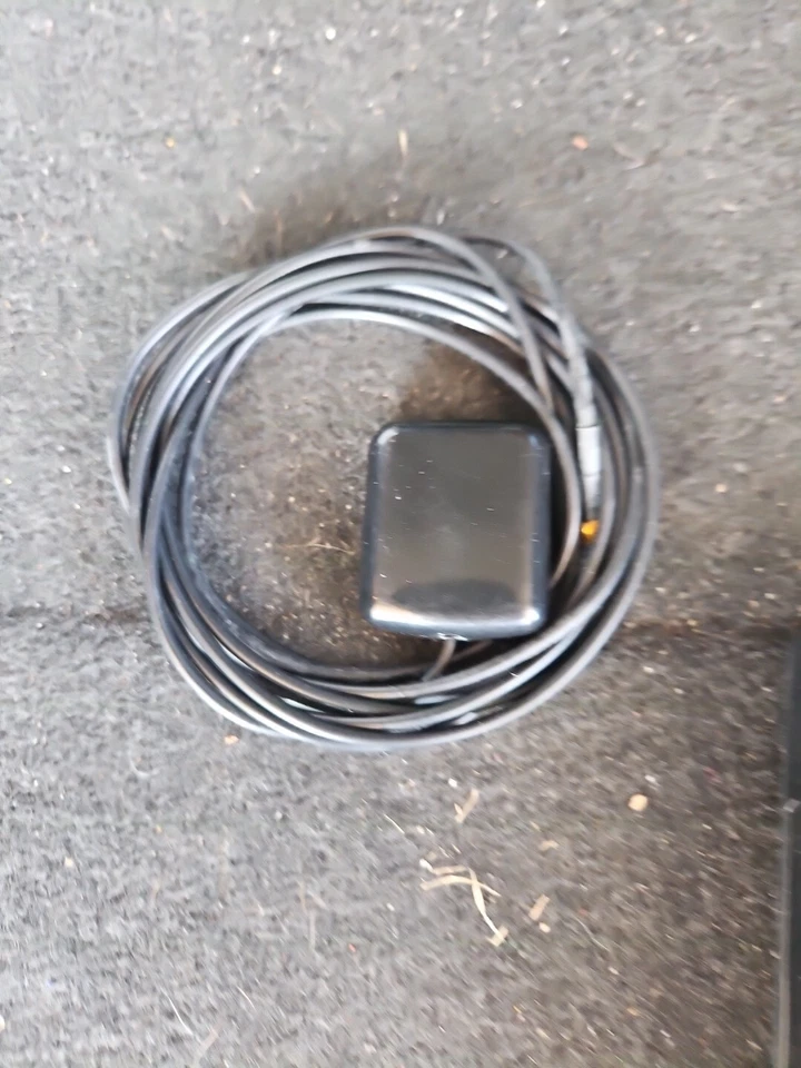 Lowrance  iway m100 GPS + WAAS Receiver Includes Ram Mount bundle - Image 3 of 4