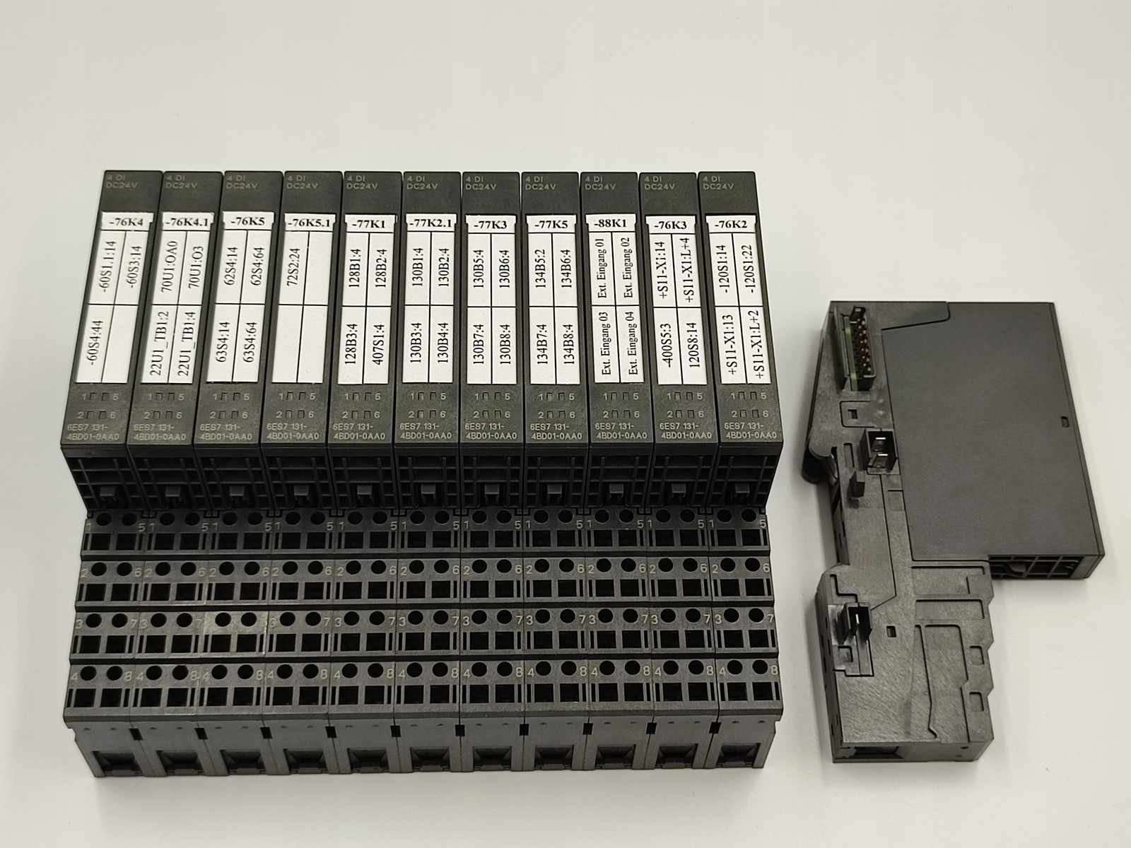 Siemens 6ES7 131-4BD01-0AA0 PLC Controller ET200