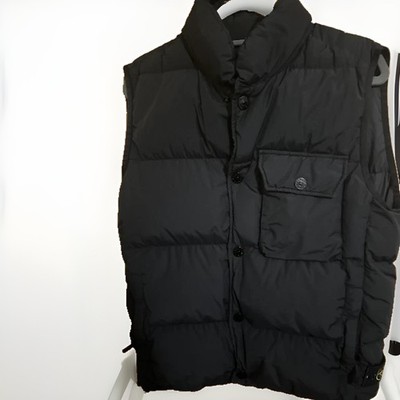 PREOWNED STONE ISLAND BLACK PUFFER DOWN VEST SIZE MEDIUM