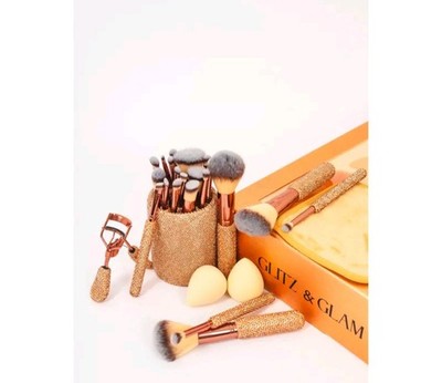 GLITZ & GLAM Professional Collection Gold/Rose Gold Synthetic Brush Set + Sponge