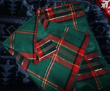 Beautiful Forest Green/ Red Gold Rectangle Fabric Tablecloth, 62" x 100", EUC